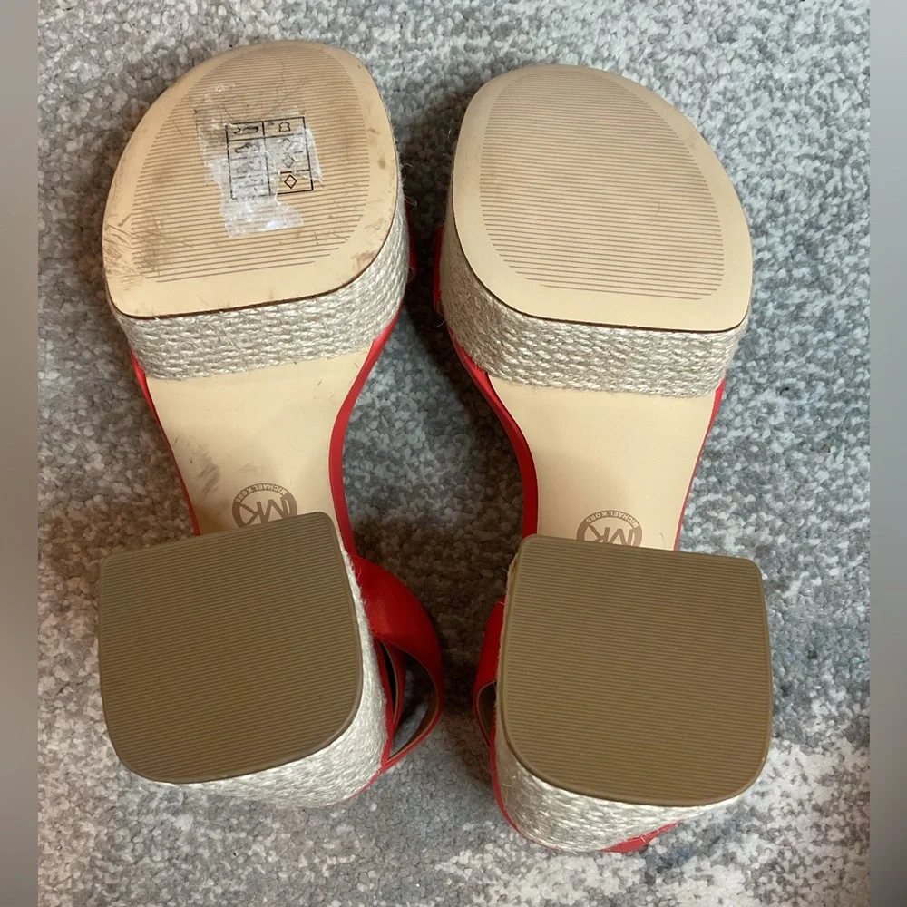 Michael Kors Ashton Spiced Coral Leather Platform Sandals (NIB)